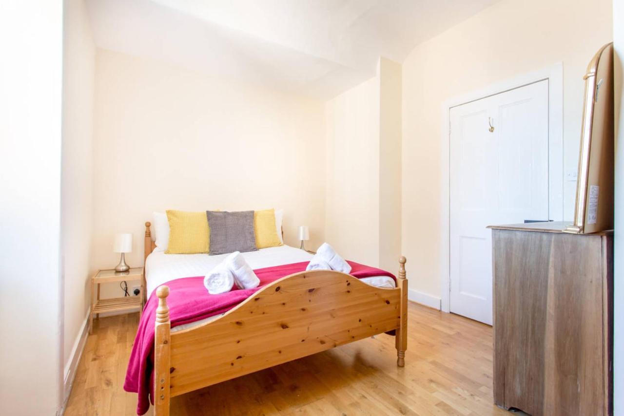 Altido Retro Castle Retreat 2Bed Apartamento Edimburgo Habitación foto